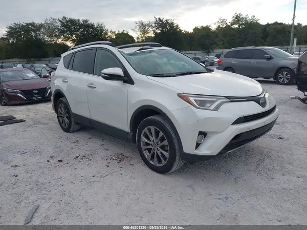 JTMYFREV0HD103417 — 2017 Toyota RAV4, Повреждение штормом (Storm Damage), фото до ремонта