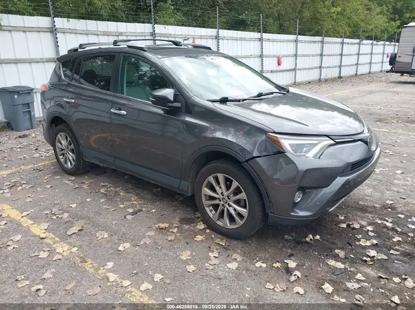 2T3DFREV1HW599703 — 2017 Toyota RAV4, Левый бок (Left Side), фото до ремонта