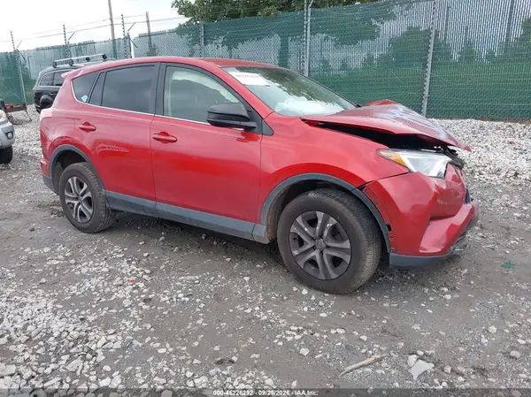 JTMBFREV8HJ173710 — 2017 Toyota RAV4, Передняя часть (Front End), фото до ремонта