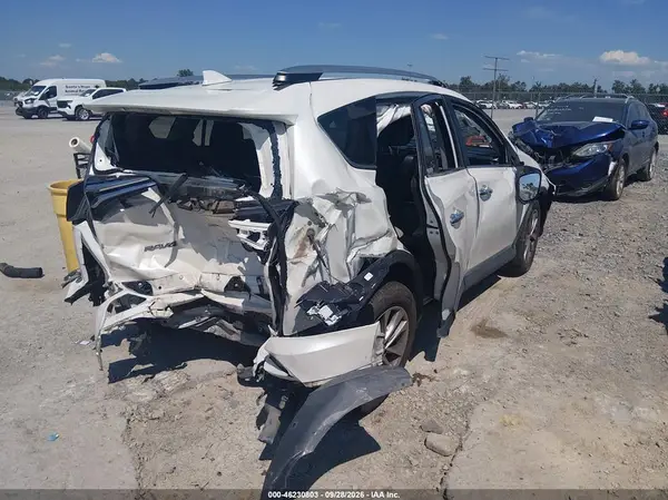 2T3YFREVXHW380370 — 2017 Toyota RAV4, фото 4 с аукциона IAAI, Повреждения со всех сторон
