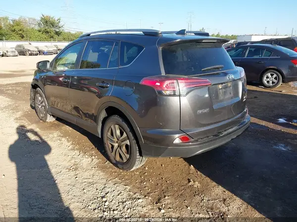 2017 TOYOTA RAV 4 VIN JTMBFREV1HJ703810 фото 3