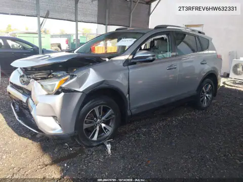 2T3RFREV6HW632331 — 2017 Toyota RAV4, Передняя часть, фото до ремонта