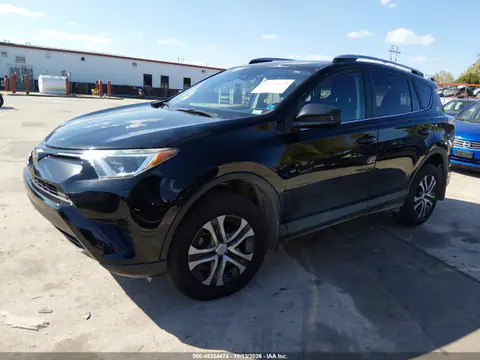 2017 Toyota Rav4 Le VIN 2T3ZFREVXHW384827 фото 3