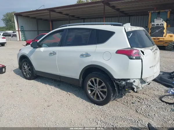 JTMDFREV0JJ185705 — 2018 Toyota RAV4, фото 3 с аукциона IAAI 14.10.2026, Задняя часть