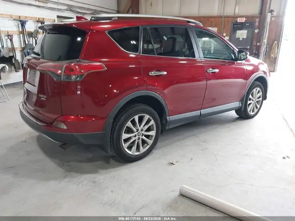 2T3DFREV1JW749895 — 2018 Toyota RAV4, фото 4 с аукциона IAAI, Повреждения со всех сторон