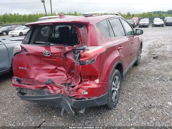 2T3BFREV5JW713697 — 2018 Toyota RAV4, фото 4 с аукциона IAAI 14.10.2026, Задняя часть