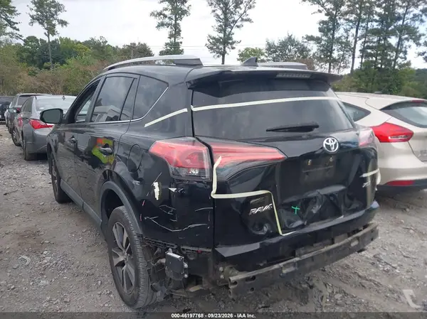 2T3WFREV5JW424109 — 2018 Toyota RAV4, фото 3 с аукциона IAAI 14.10.2026, Задняя часть