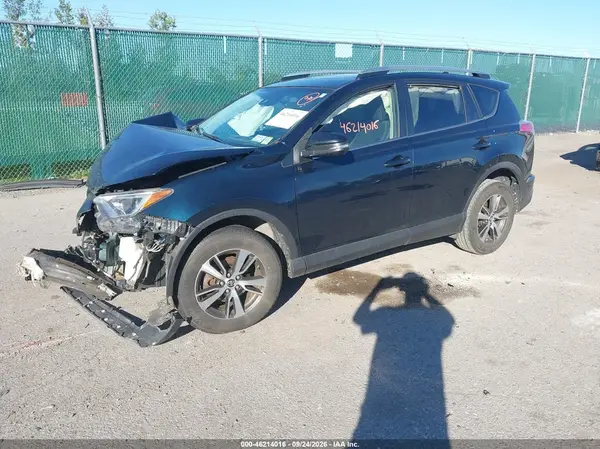 2018 TOYOTA RAV 4 VIN JTMRFREV2JJ245277 фото 2
