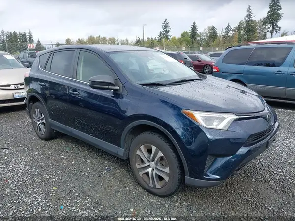 JTMBFREV4JJ190851 — 2018 Toyota RAV4, Задняя часть (Rear), фото до ремонта