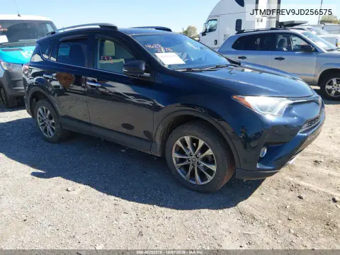 JTMDFREV9JD256575 — 2018 Toyota RAV4, Левая сторона, фото до ремонта