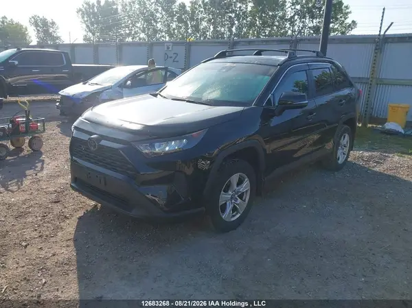 2T3B1RFV9KC044589 — 2019 Toyota RAV4, фото 2 с аукциона IAAI 29.09.2026, Правый бок