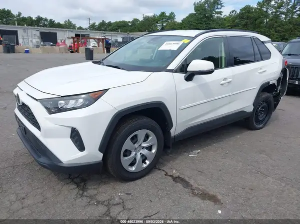 JTMG1RFV8KJ013319 — 2019 Toyota RAV4, фото 2 с аукциона IAAI 14.10.2026, Задняя часть