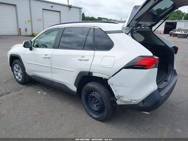 JTMG1RFV8KJ013319 — 2019 Toyota RAV4, фото 3 с аукциона IAAI 14.10.2026, Задняя часть