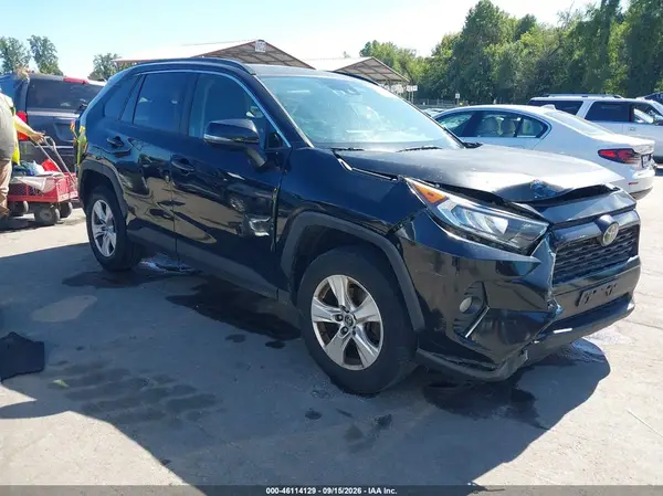 JTMP1RFV4KD507787 — 2019 Toyota RAV4, Передняя и задняя части (Front & Rear), фото до ремонта