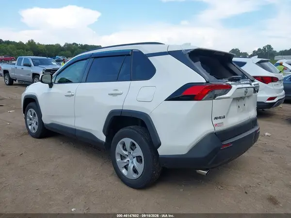 JTMG1RFV1KD007912 — 2019 Toyota RAV4, фото 3 с аукциона IAAI 08.10.2026, Передняя и задняя части
