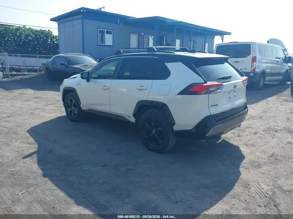 JTMEWRFV5KJ017501 — 2019 Toyota RAV4, фото 3 с аукциона IAAI, Передняя часть