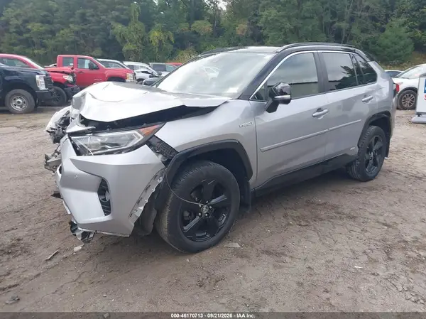 JTMEWRFV8KD518400 — 2019 Toyota RAV4, фото 2 с аукциона IAAI, Передняя часть