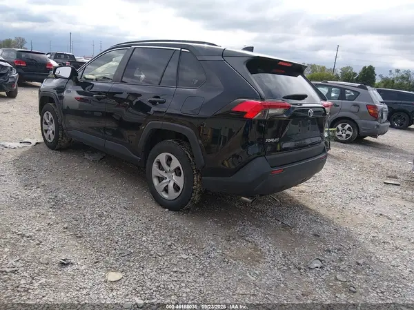 JTMF1RFV6KD004144 — 2019 Toyota RAV4, фото 3 с аукциона IAAI 14.10.2026, Передняя часть