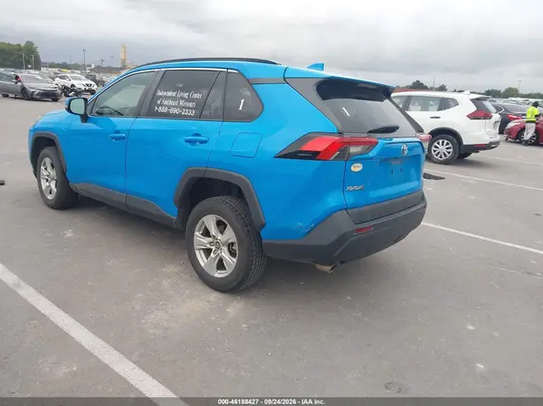 2T3P1RFV0KC038184 — 2019 Toyota RAV4, фото 3 с аукциона IAAI, Передняя часть