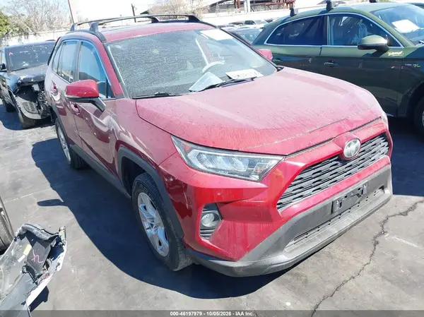 2T3W1RFV9KW049386 — 2019 Toyota RAV4, Задняя часть (Rear), фото до ремонта