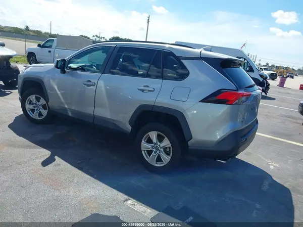 2T3W1RFV3KW047942 — 2019 Toyota RAV4, фото 3 с аукциона IAAI, Механические повреждения