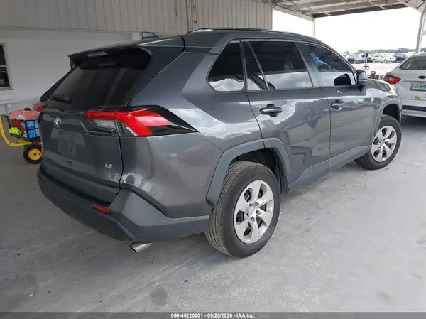 2T3H1RFV9KW055648 — 2019 Toyota RAV4, фото 4 с аукциона IAAI, Задняя часть слева