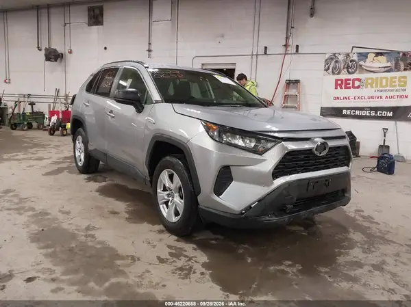 JTMLWRFVXKD039497 — 2019 Toyota RAV4, Задняя часть (Rear), фото до ремонта