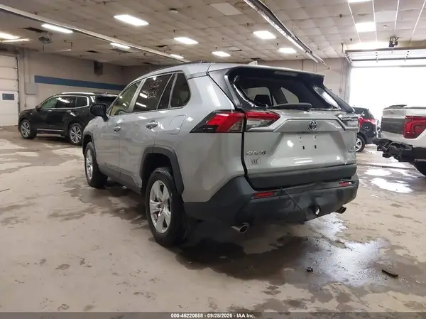 JTMLWRFVXKD039497 — 2019 Toyota RAV4, фото 3 с аукциона IAAI, Задняя часть