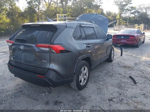 JTMW1RFV4KD021394 — 2019 Toyota RAV4, фото 4 с аукциона IAAI, Передняя часть
