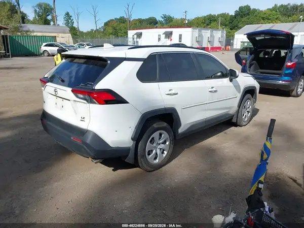 JTMG1RFV0KJ006820 — 2019 Toyota RAV4, фото 4 с аукциона IAAI 06.10.2026, Естественный износ