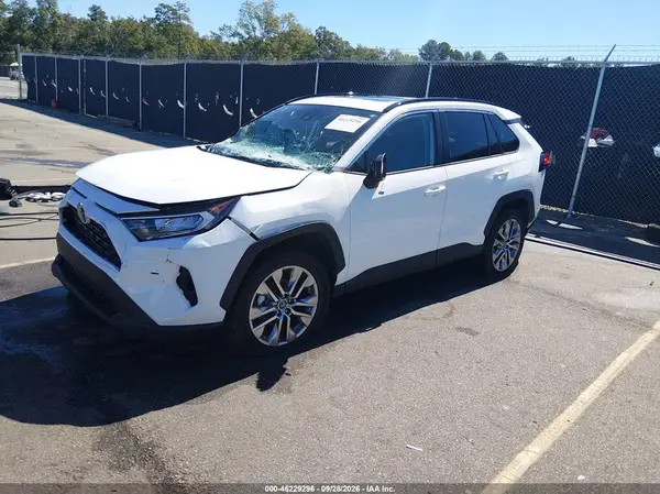 2019 TOYOTA RAV 4 VIN 2T3C1RFV2KW045165 фото 2