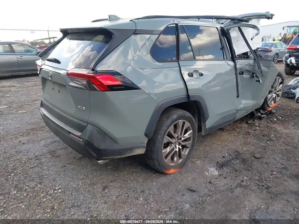 2T3C1RFV1KC010425 — 2019 Toyota RAV4, фото 4 с аукциона IAAI, Передняя часть