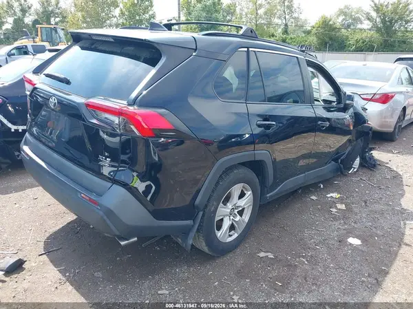 2T3P1RFV9LW137909 — 2020 Toyota RAV4, фото 4 с аукциона IAAI 15.10.2026, Опрокидывание