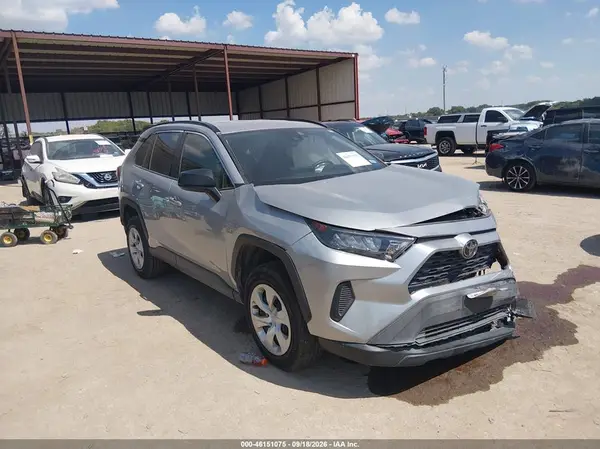 2T3H1RFV0LW096235 — 2020 Toyota RAV4, Передняя часть (Front End), фото до ремонта