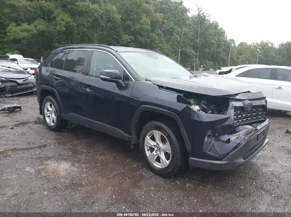 2T3P1RFV7LW118954 — 2020 Toyota RAV4, Передняя часть справа (Right Front), фото до ремонта