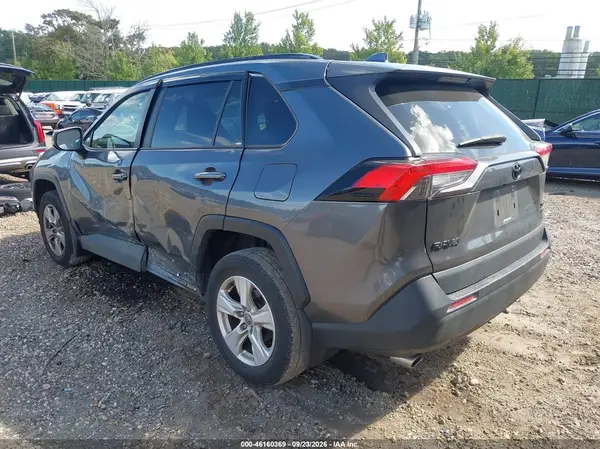 JTMP1RFV2LD060636 — 2020 Toyota RAV4, фото 3 с аукциона IAAI 13.10.2026, Левый бок