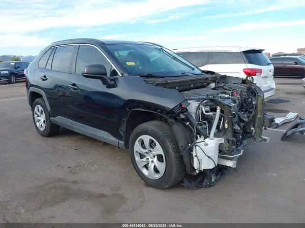 2T3F1RFV7LC106381 — 2020 Toyota RAV4, Передняя часть (Front End), фото до ремонта