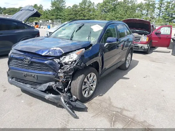 JTMA1RFV8LJ025591 — 2020 Toyota RAV4, фото 2 с аукциона IAAI 07.10.2026, Передняя часть