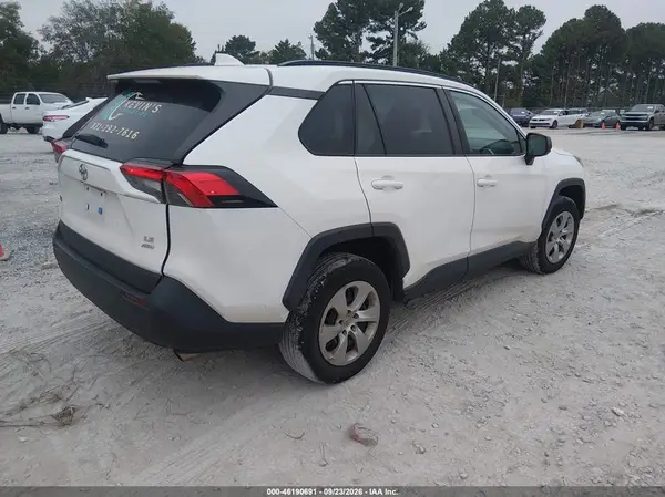 2T3F1RFV5LW128037 — 2020 Toyota RAV4, фото 4 с аукциона IAAI, Левый бок