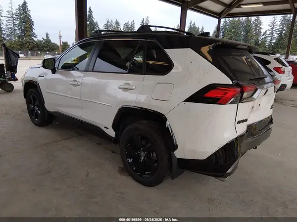 JTMEWRFVXLJ037888 — 2020 Toyota RAV4, фото 3 с аукциона IAAI 09.10.2026, Передняя и задняя части