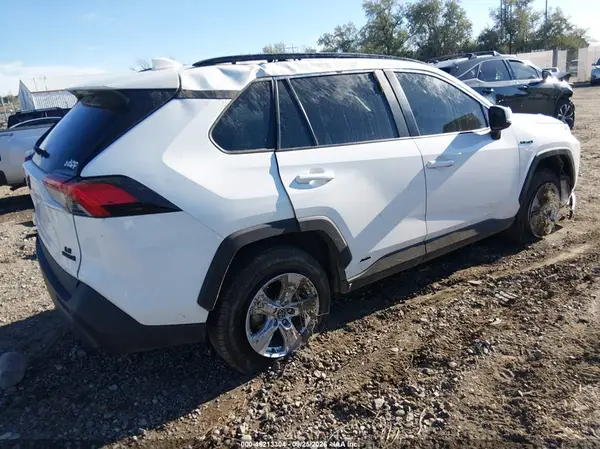 4T3M6RFV6MU013506 — 2021 Toyota RAV4, фото 4 с аукциона IAAI, Опрокидывание
