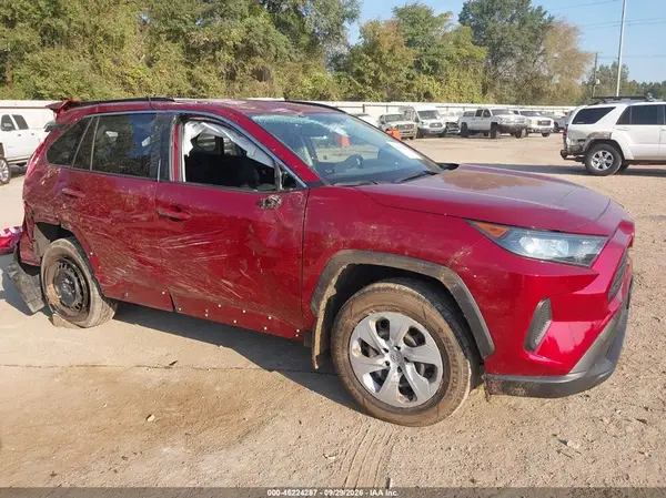 JTMH1RFV4MD068601 — 2021 Toyota RAV4, Опрокидывание (Rollover), фото до ремонта