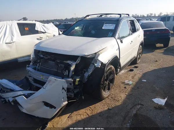 2T3E6RFV7MW015155 — 2021 Toyota RAV4, фото 2 с аукциона IAAI, Повреждения со всех сторон