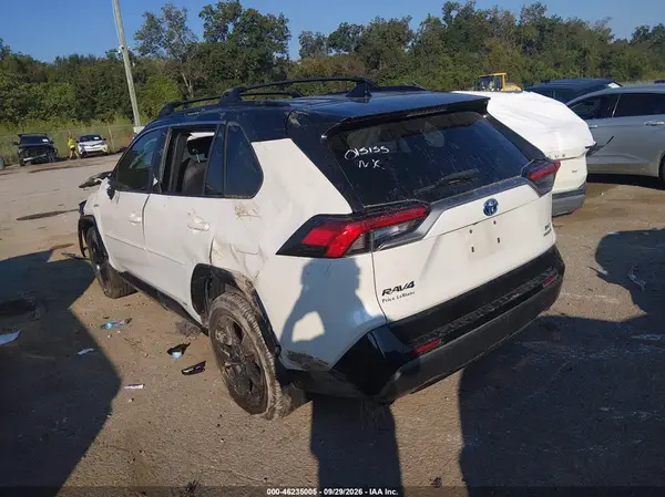 2T3E6RFV7MW015155 — 2021 Toyota RAV4, фото 3 с аукциона IAAI, Повреждения со всех сторон