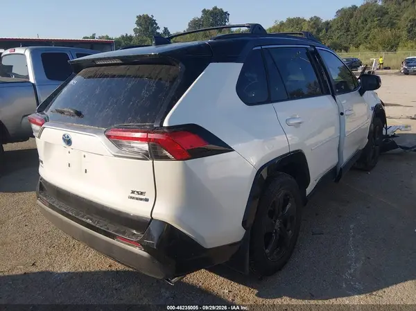 2T3E6RFV7MW015155 — 2021 Toyota RAV4, фото 4 с аукциона IAAI, Повреждения со всех сторон