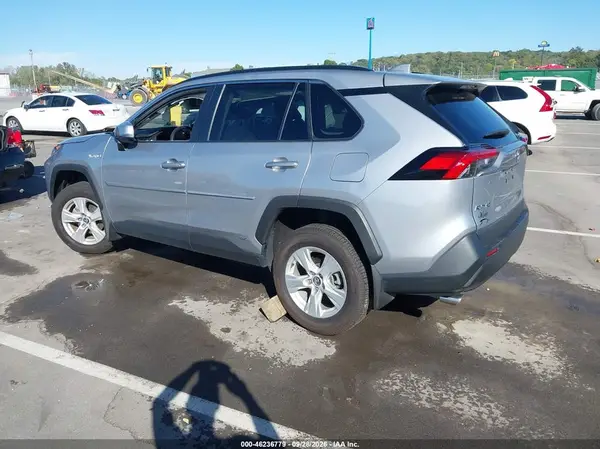 4T3R6RFVXMU023171 — 2021 Toyota RAV4, фото 3 с аукциона IAAI, Правый бок