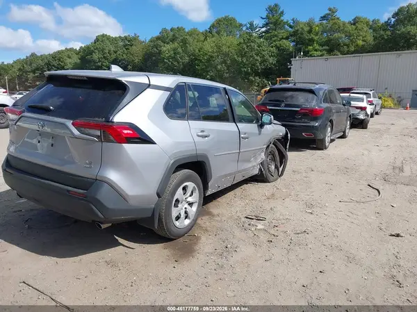 2T3G1RFV5NC323239 — 2022 Toyota RAV4, фото 4 с аукциона IAAI 11.10.2026, Передняя часть справа