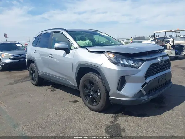 JTMMWRFV2ND568905 — 2022 Toyota RAV4, Передняя часть (Front End), фото до ремонта