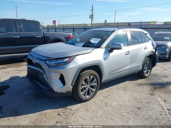 4T3B6RFV4NU087497 — 2022 Toyota RAV4, фото 2 с аукциона IAAI, Передняя часть