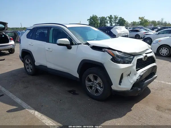 2T3P1RFV8PC350793 — 2023 Toyota RAV4, Передняя и задняя части (Front & Rear), фото до ремонта